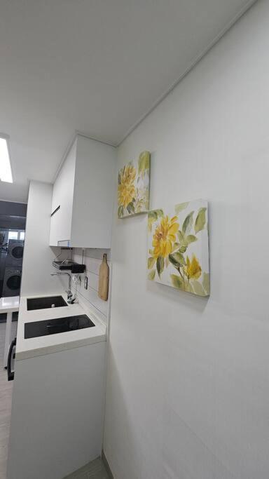 Apartment Line 9 Seonyudo Station 5 Minute Yeouido Hongik Gangnam Sinnonhyeon Magok Station Area *